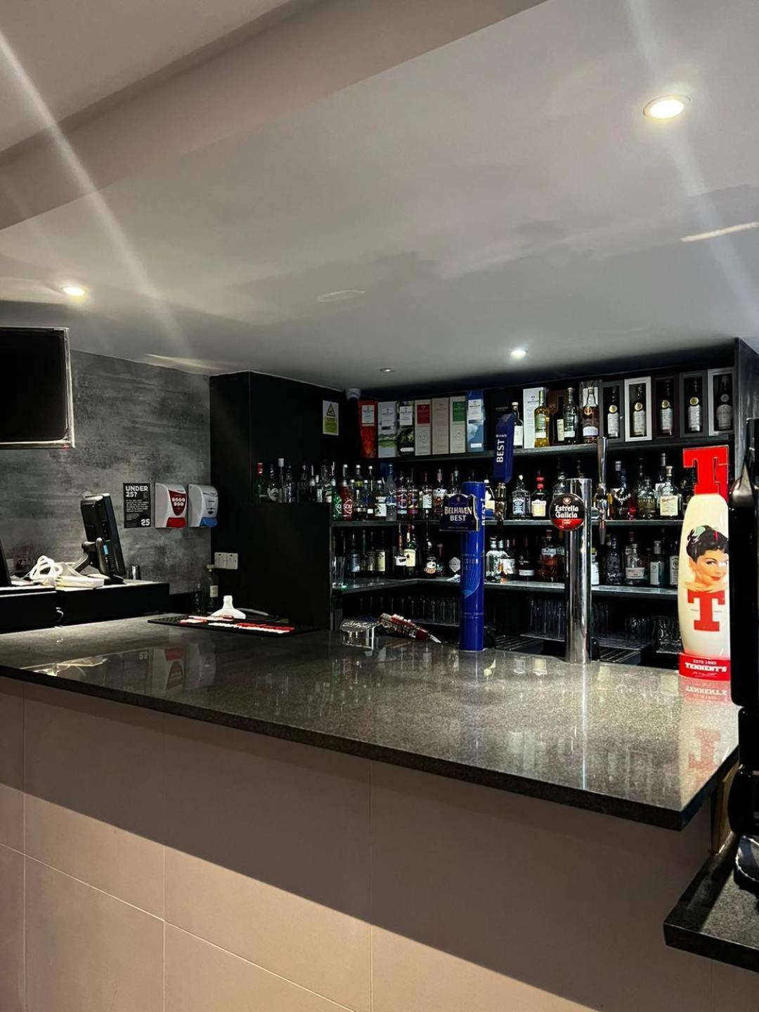 Crown Hotel & Bar Inverness Zewnętrze zdjęcie