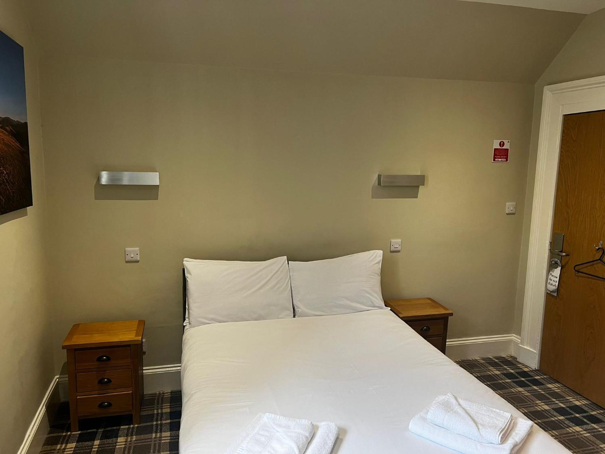 Crown Hotel & Bar Inverness Zewnętrze zdjęcie